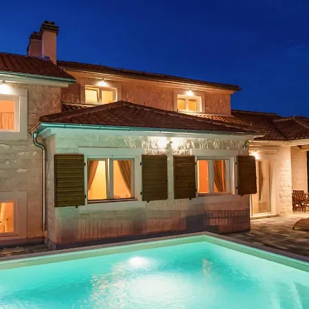 Cozy Home In Dubrava Kod Sibenika *