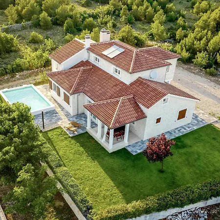 Дом отдыха Cozy Home In Dubrava Kod Sibenika *